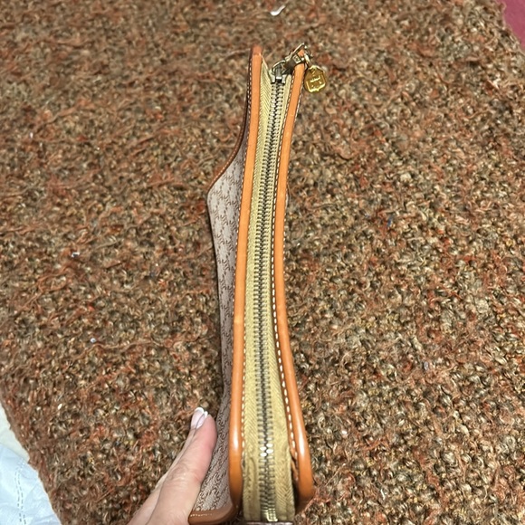 SOLD❤️Authentic Vintage Celine Macadam Small clutch - Picture 7 of 15